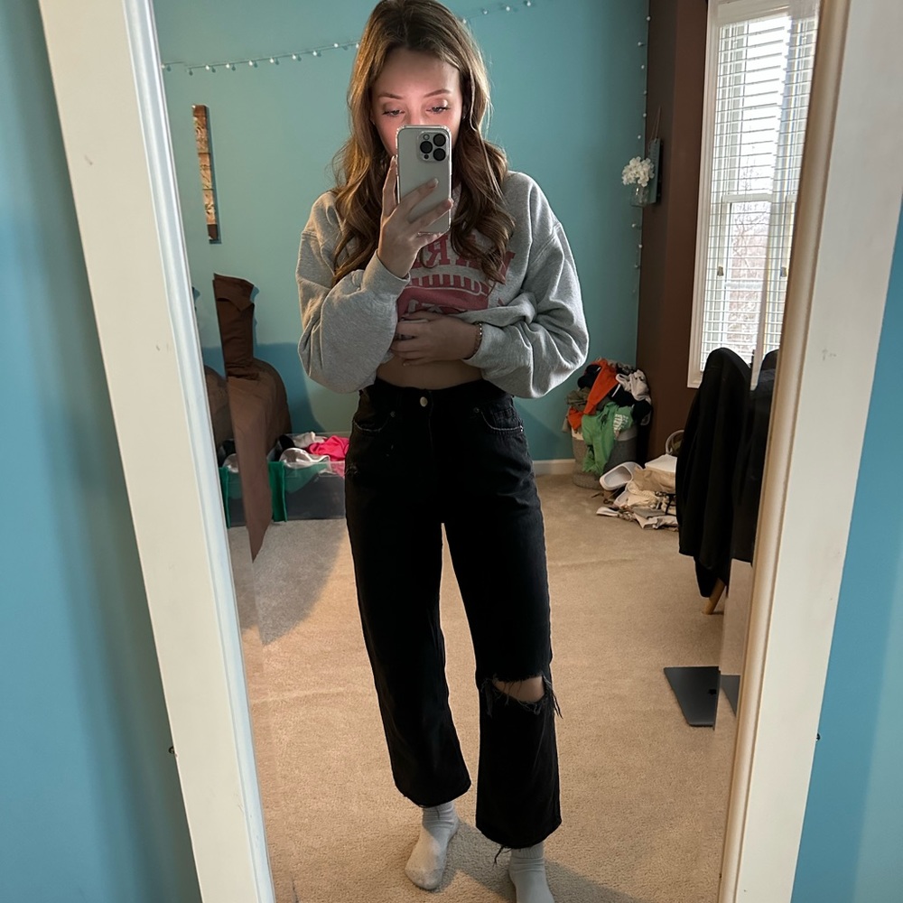 H&M DISTRESSED JEANS